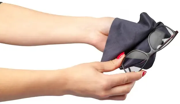 The Best Way to Clean Polarized Glasses Without Damaging the Lenses