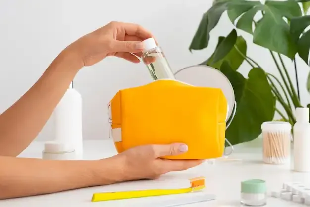 The Right Way to Clean a Contact Lens Case to Prevent Infections